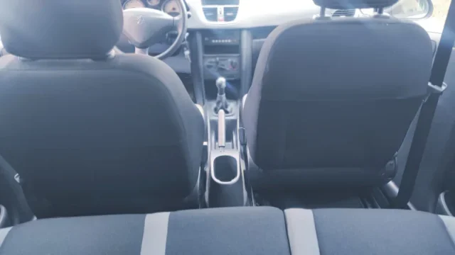 PEUGEOT 207 Urban 1.4