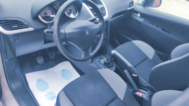 PEUGEOT 207 Urban 1.4