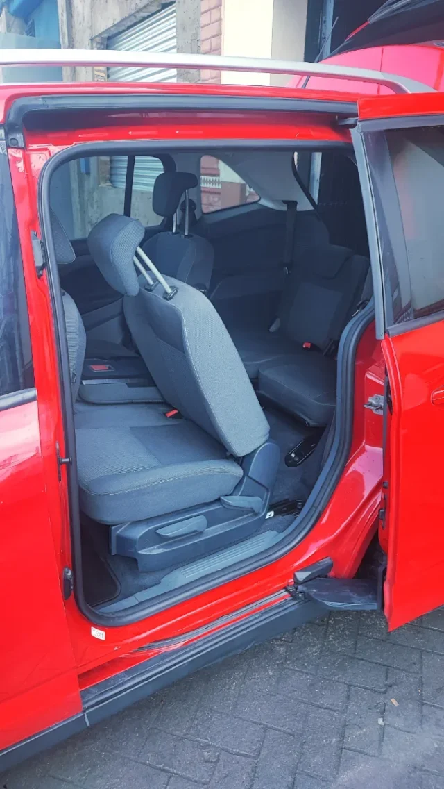 FORD Grand C-Max 1.6 TDCi 115 Trend