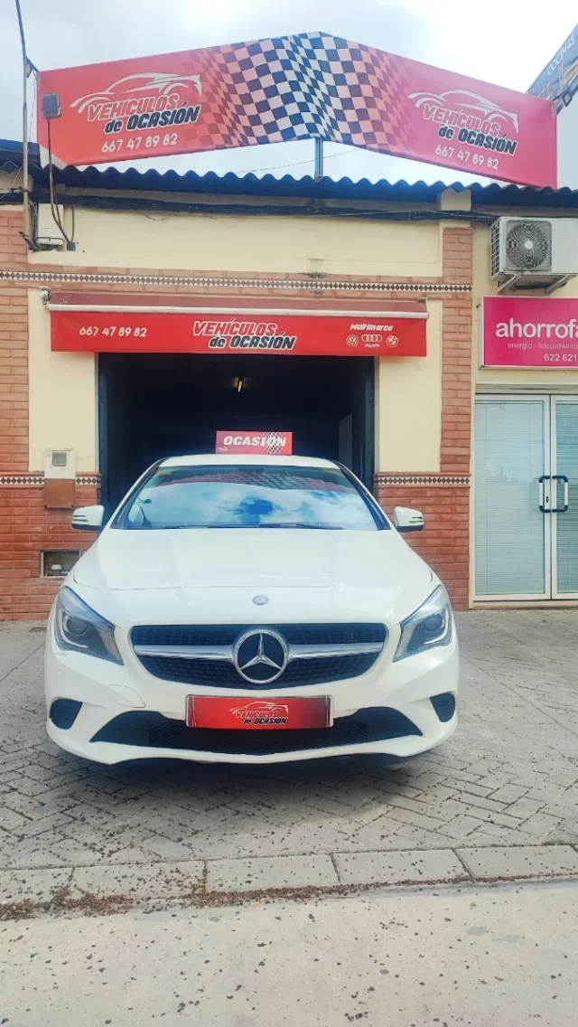 MERCEDES-BENZ Clase CLA 180 AMG Line