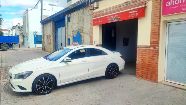 MERCEDES-BENZ Clase CLA 180 AMG Line