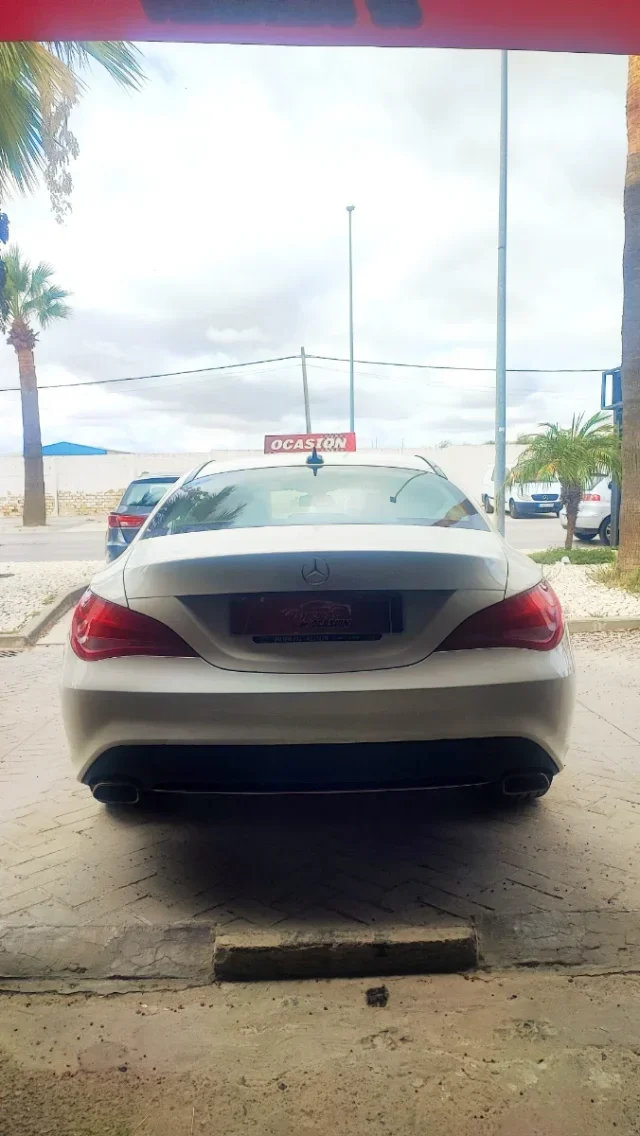 MERCEDES-BENZ Clase CLA 180 AMG Line