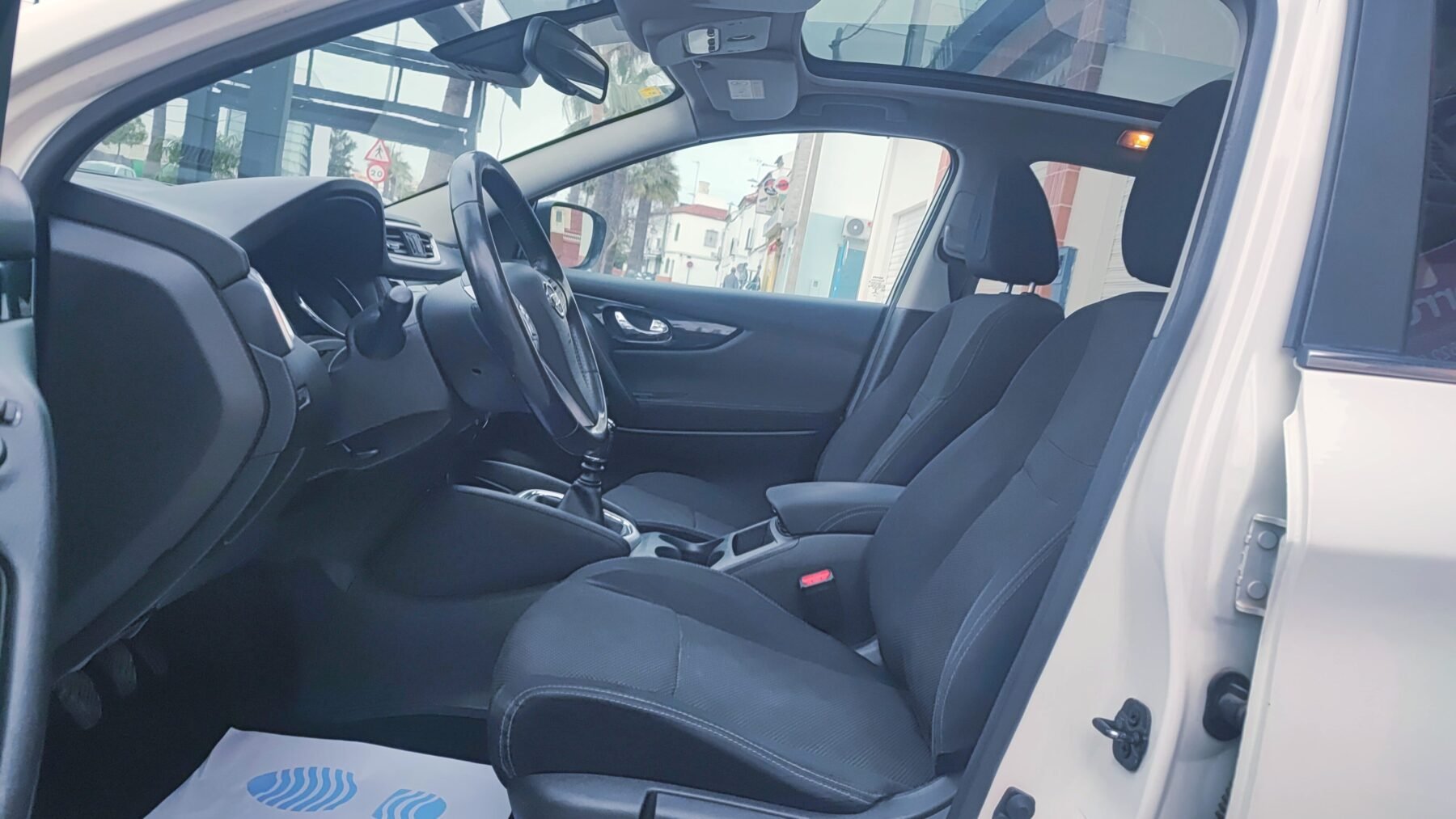 NISSAN Qashqai 1.6 dci