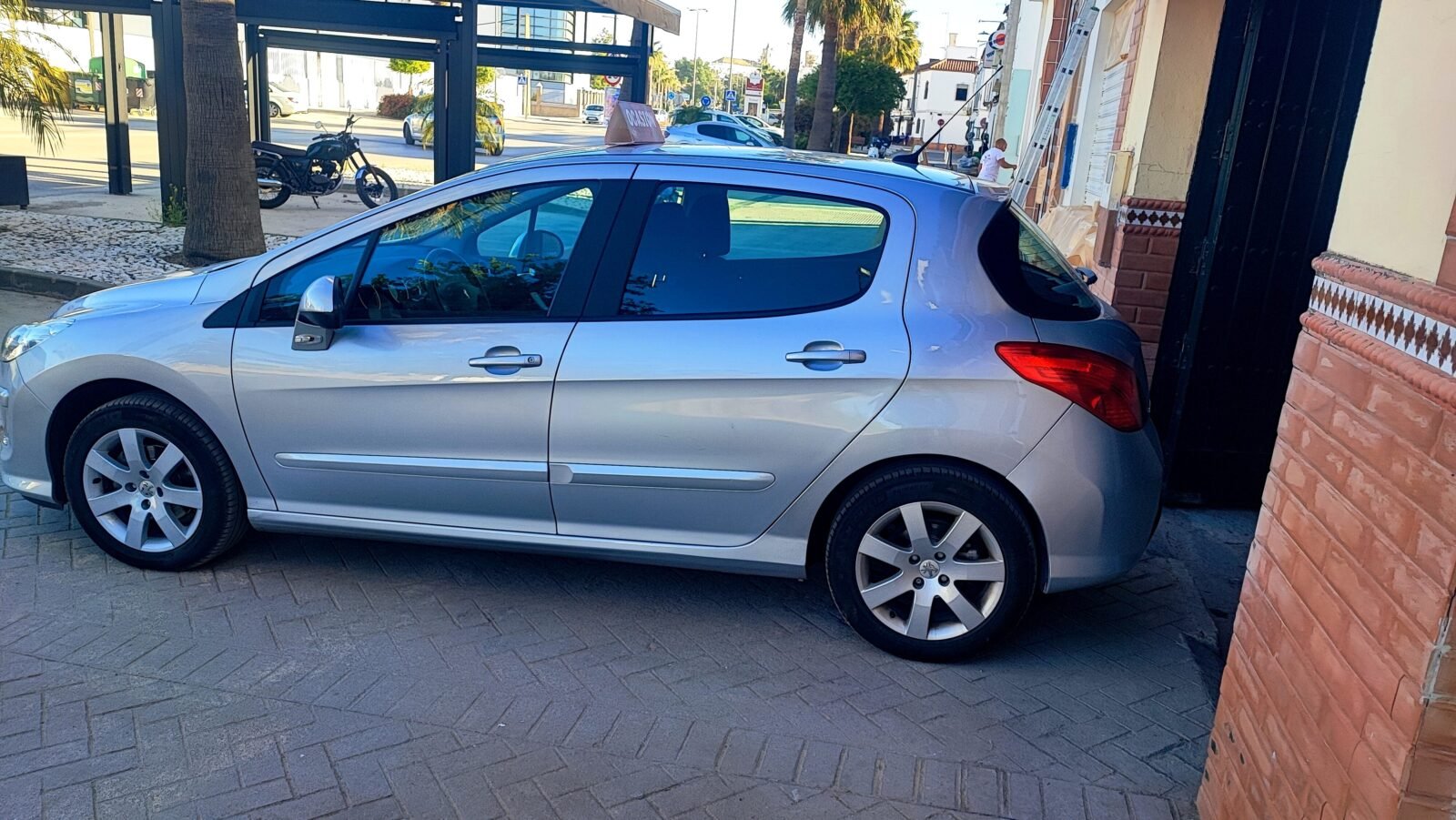 PEUGEOT 308 1.6 HDI sport