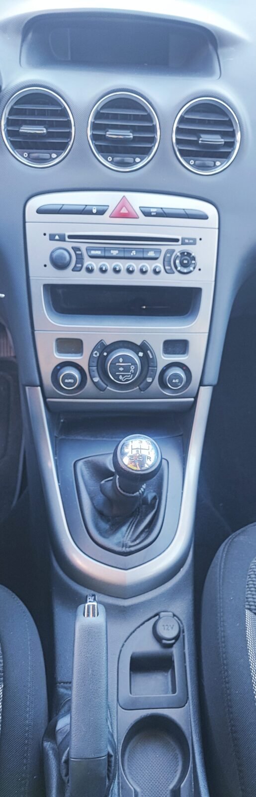 PEUGEOT 308 1.6 HDI sport