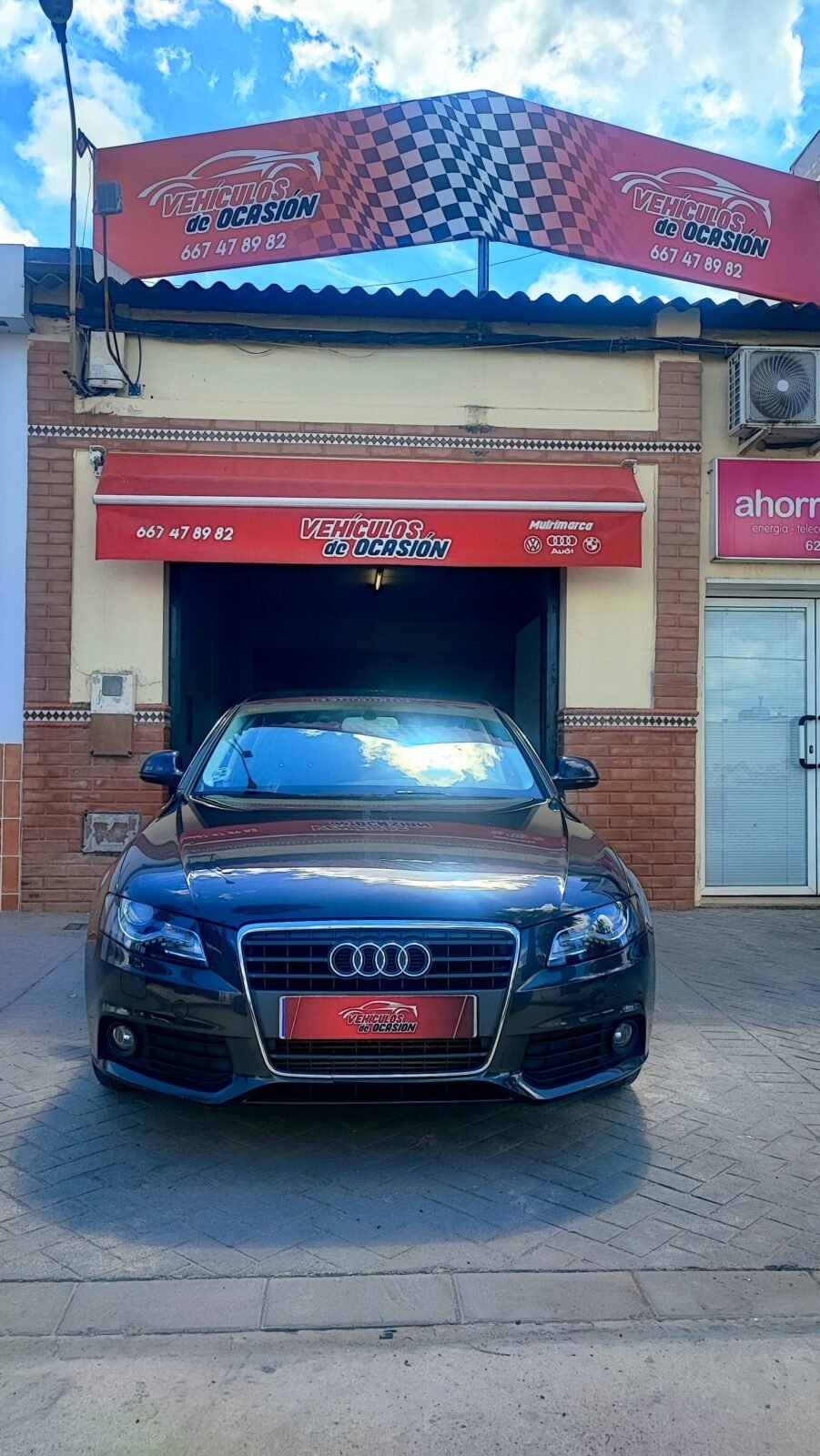 AUDI A4 2.0 TDI avance 