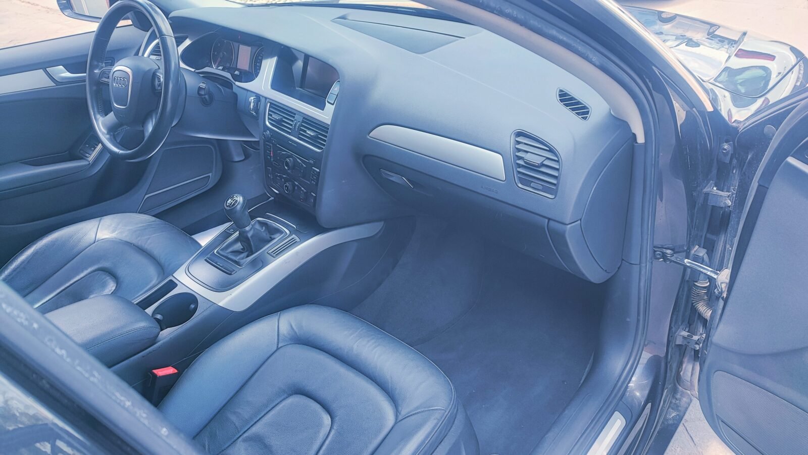 AUDI A4 2.0 TDI avance 