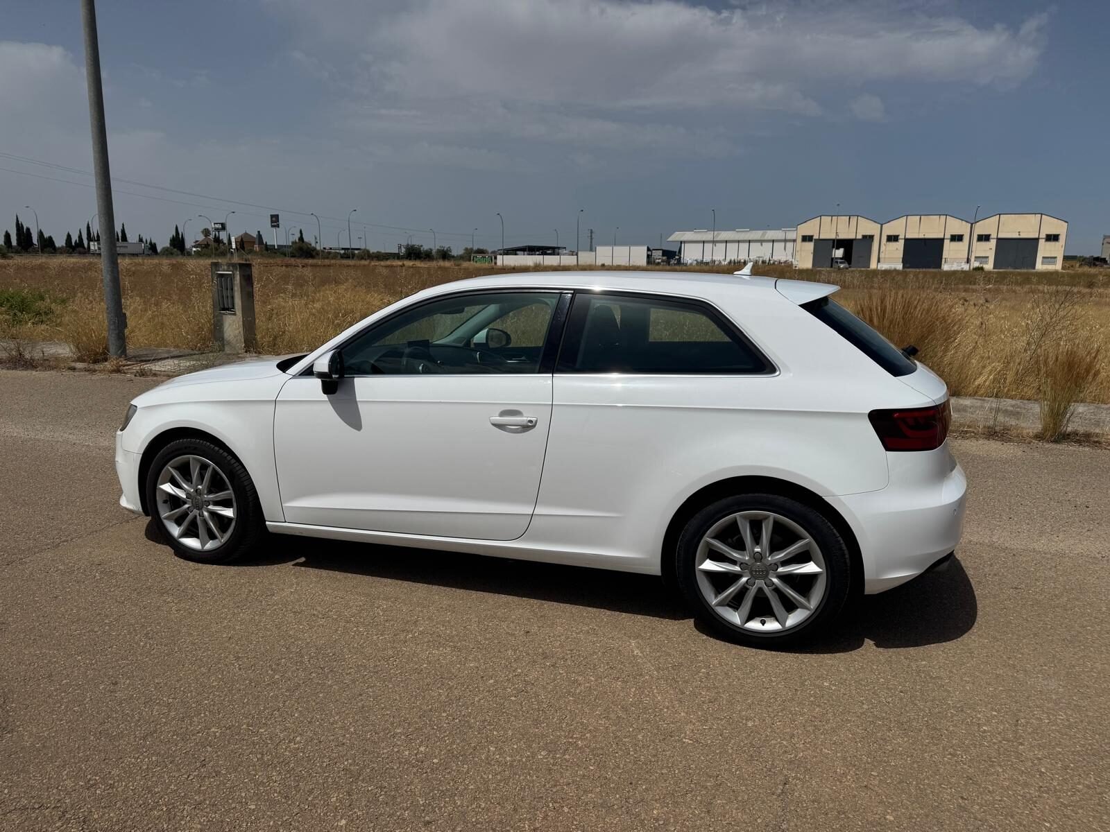 AUDI A3 1.6 TDI ULTRA ADVANCE