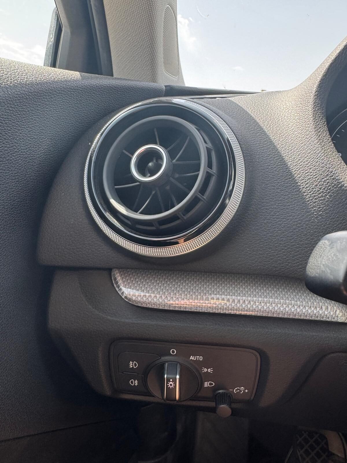 AUDI A3 1.6 TDI ULTRA ADVANCE