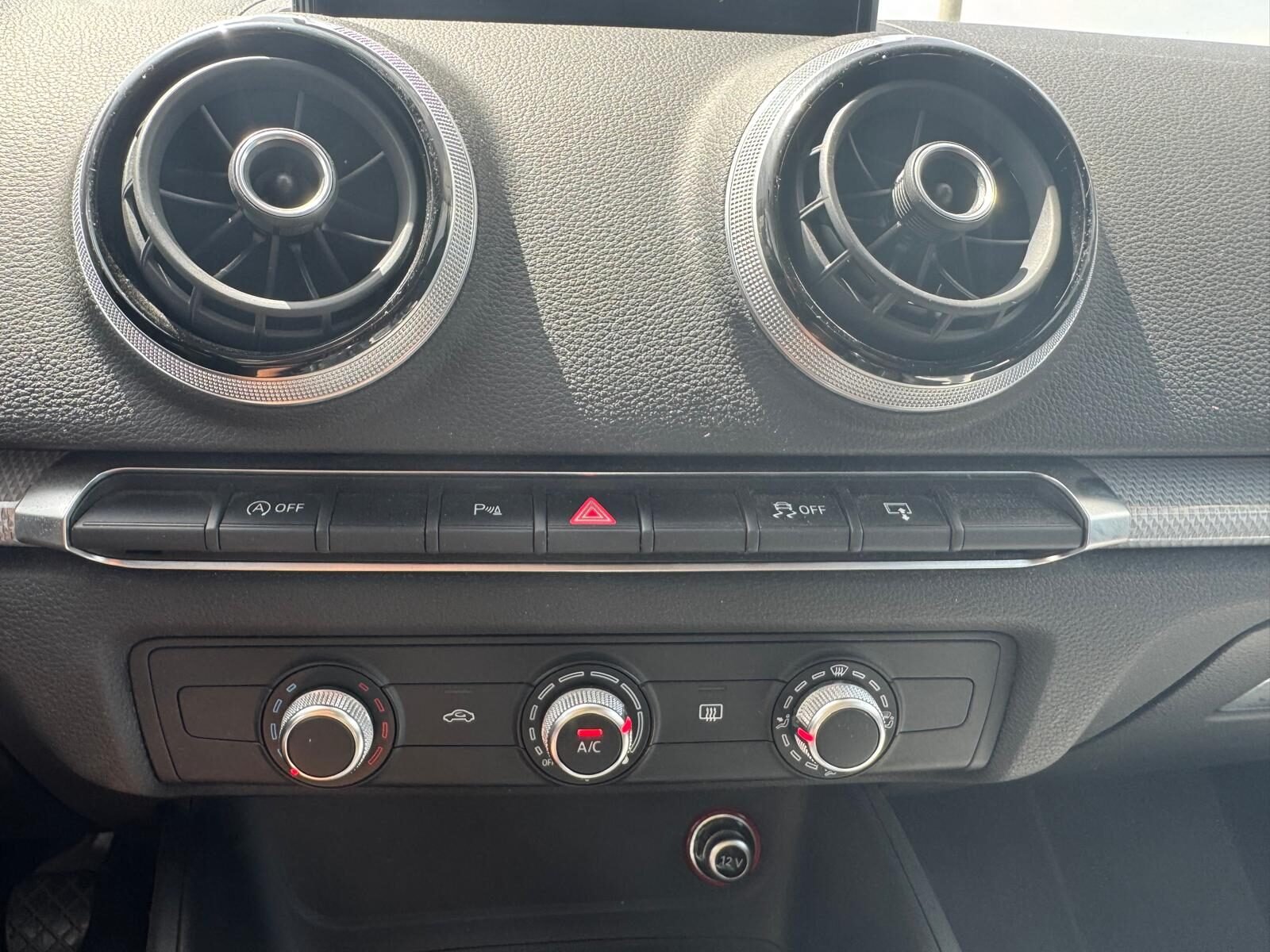 AUDI A3 1.6 TDI ULTRA ADVANCE