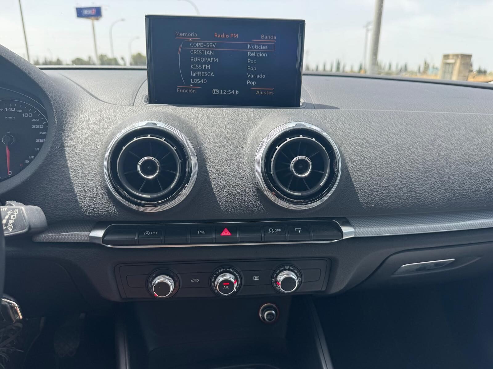 AUDI A3 1.6 TDI ULTRA ADVANCE
